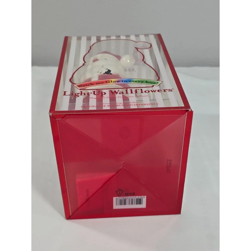 NEW Slatkin Co Light Up Santa Wallflower Bath And Body Home Fragrance Diffuser